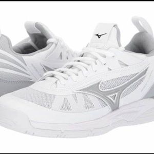Women’s Mizuno Wave Luminous Size 6.5